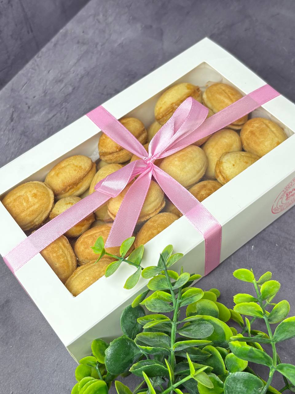 Oreshki walnut cookies with cream