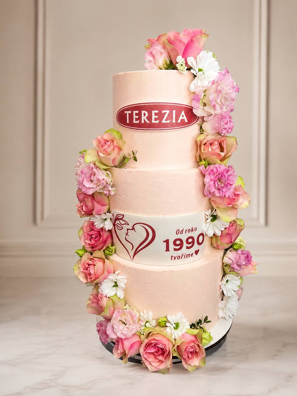 Terezia corporate anniversary cake